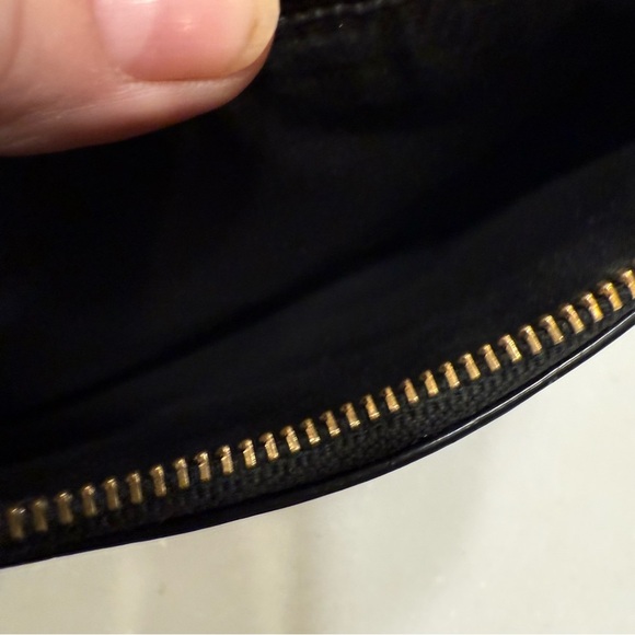 Coach Horse & Carriage Black Pebbled Leather Double Zip Wallet - Picture 11 of 12